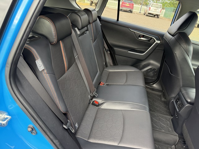 2019 Toyota RAV4 - Image 3