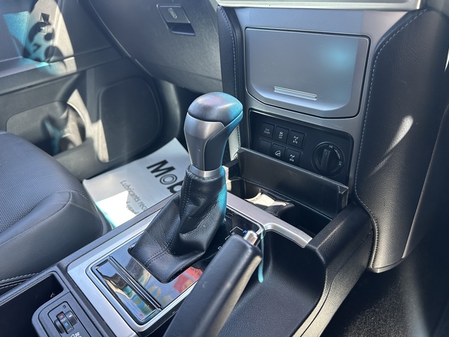 2023 Toyota Prado - Image 17