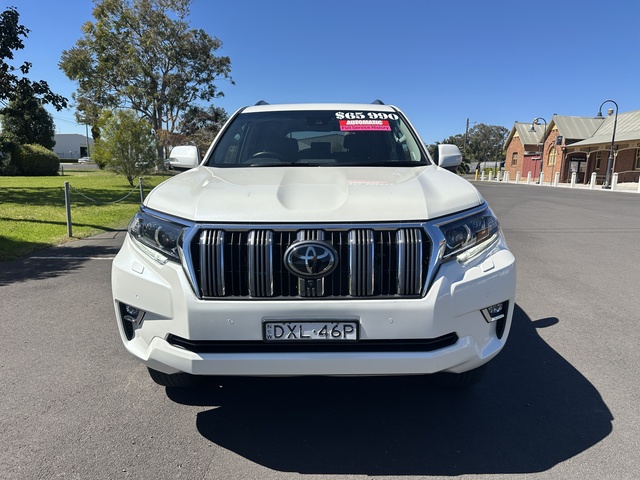 2023 Toyota Prado - Image 3