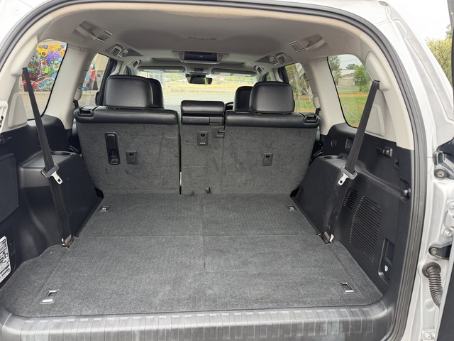 2020 Toyota Prado - Image 2