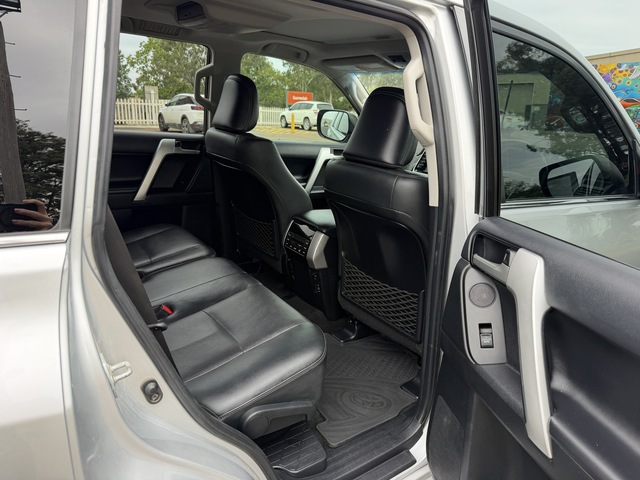 2020 Toyota Prado - Image 3