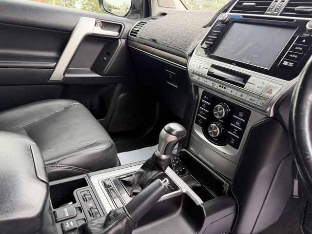 2020 Toyota Prado - Image 8