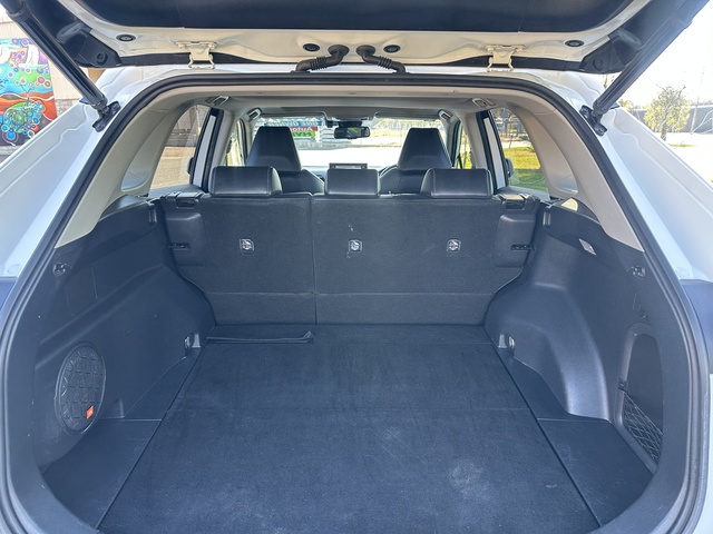 2020 Toyota Rav4 Hybrid - Image 17