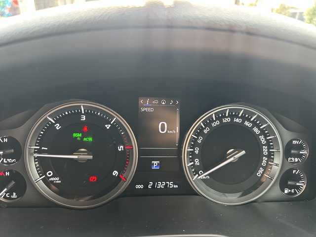 2020 Toyota LandCruiser - Image 12