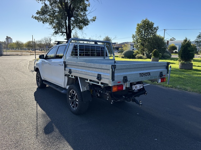 2021 Toyota HiLux - Image 3