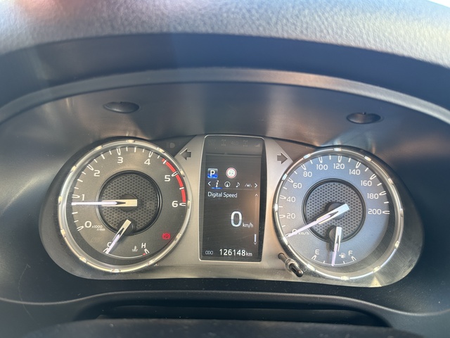 2021 Toyota HiLux - Image 8